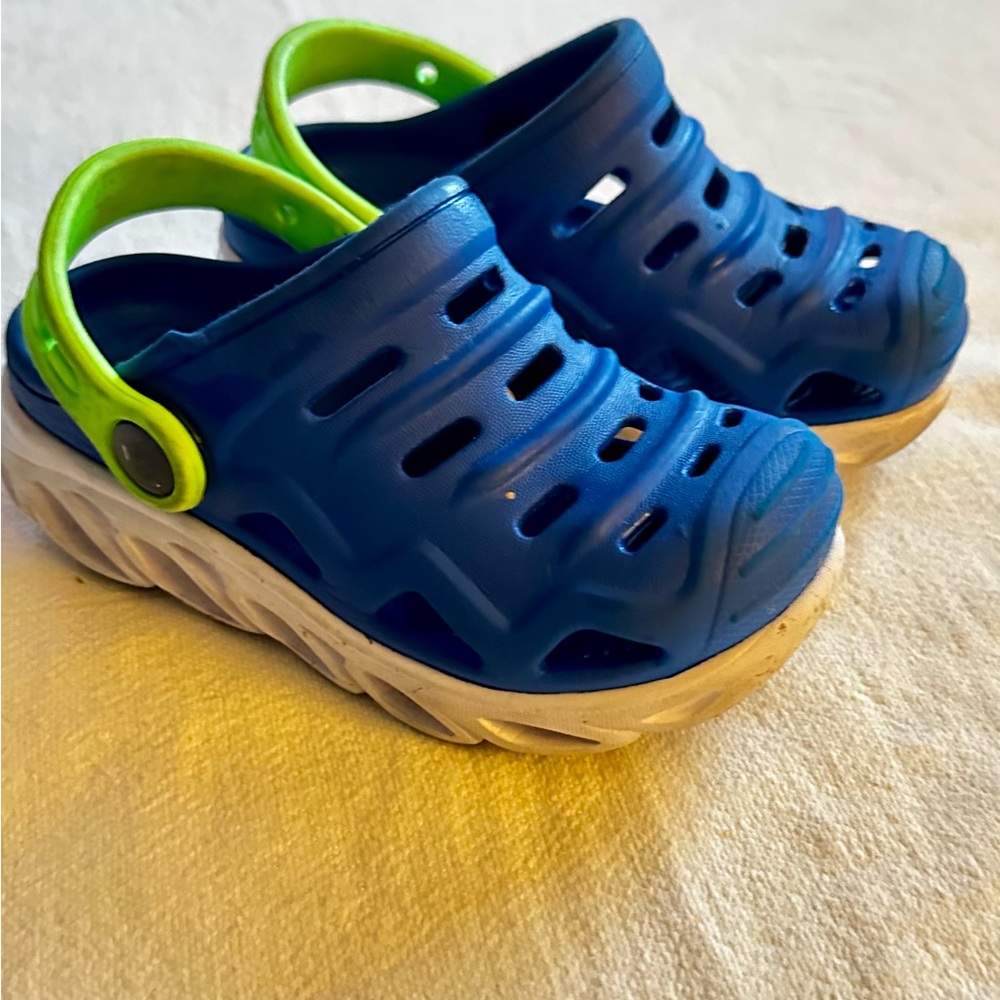 Skechers Boy’s Foamies Hypno-Splash-Razder Sneaker Clog